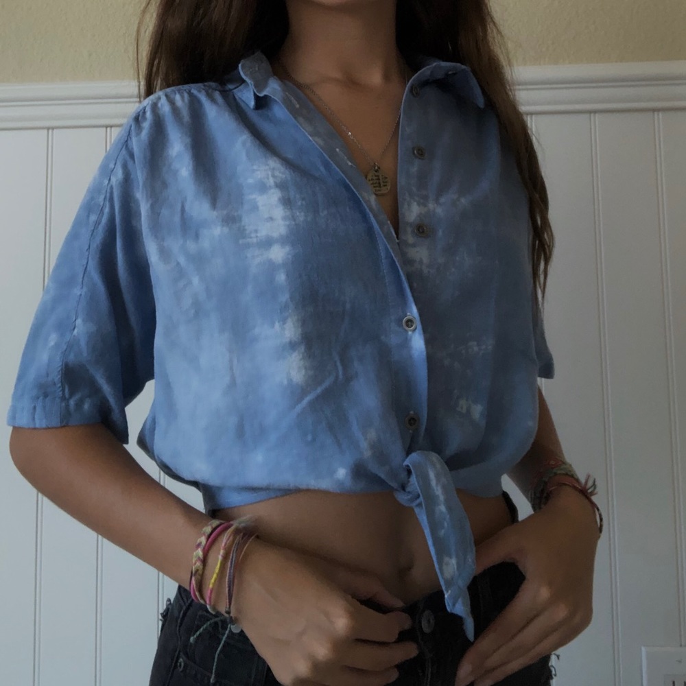 Tie dye button up cropped t!!